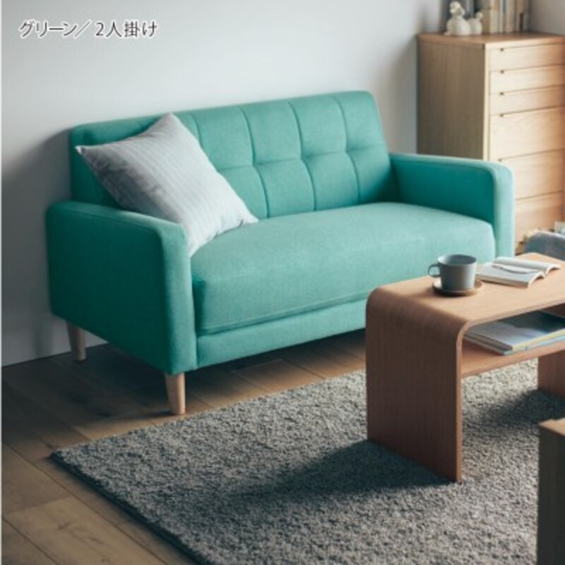 ベルメゾンのシンプルソファー2人掛け(グリーン)税込18900円(画像はベルメゾンネットより引用)