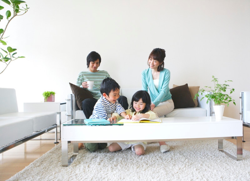 部屋の中が整うと家族の笑顔がふえます