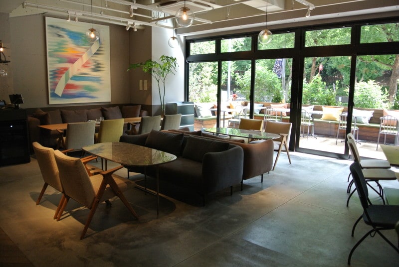 オールデイラウンジ