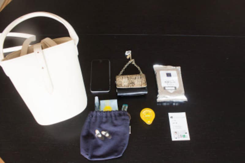 ミニマリストのバッグ 持ち物の選び方 おすすめの女性向けバッグ シンプルライフ All About