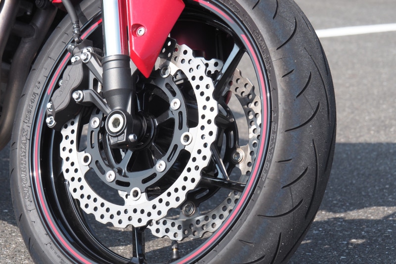 Z900フロントブレーキ