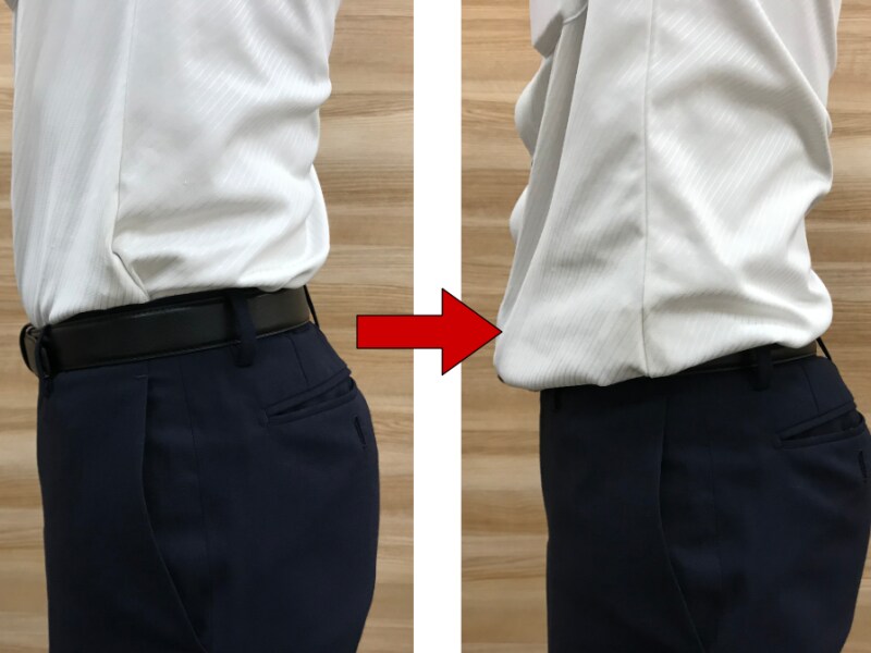 すべって浮いてしまったシャツが丸見え