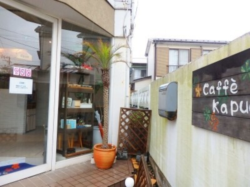 ハワイアンテイストのカフェ『Caffe Kapua』