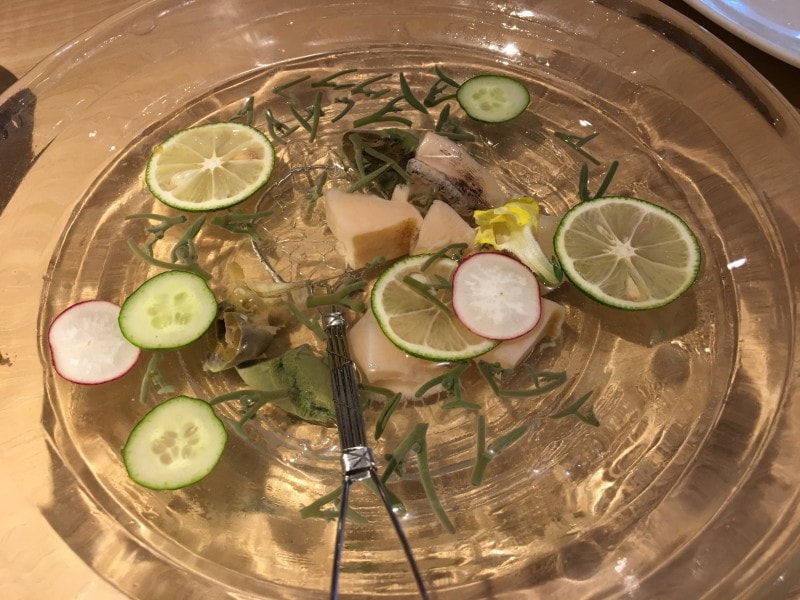 活あわびの水貝