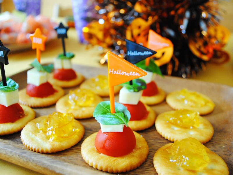 100均ハロウィングッズでテーブルコーデ