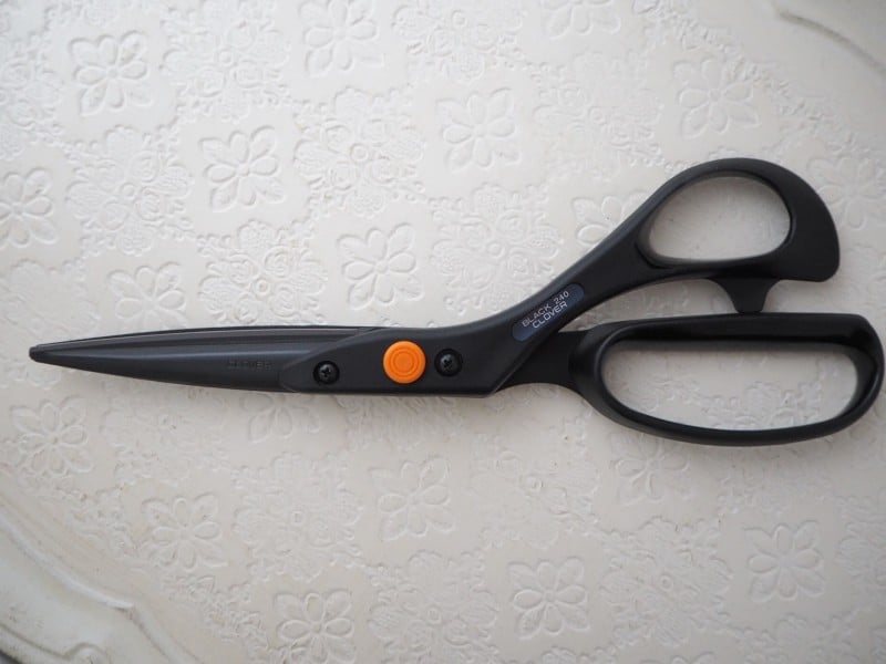 裁ちばさみの使い方のポイント！