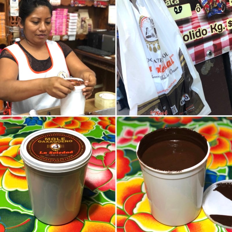 Ayumiブレンド。出来上がったチョコレートペーストは手際よくパックされます。熱々。これで1キロ。