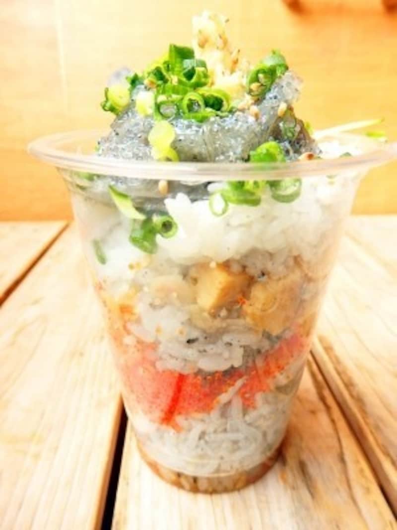 はんなりいなり『しらすといくらのミルフィーユ』