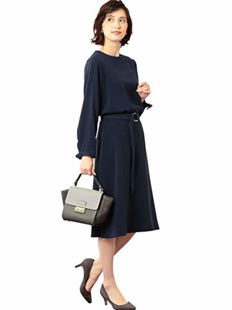 婚約の食事会なら、パールなどアクセサリーをプラスして華やかさを加えましょう。(ユナイテッドアローズ グリーンレーベル リラクシング) UNITED ARROWS green label relaxing RF ベルト セットアップワンピース 35266992076/Amazonより