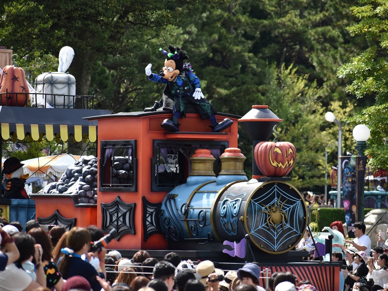 スプーキー“Boo！”パレード