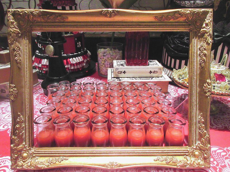 ヒルトン東京 マーブルラウンジ 是非お飲みなさい（Drink Me）