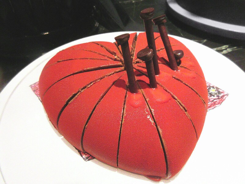 ヒルトン東京 マーブルラウンジ ハートブロークンな魔女達