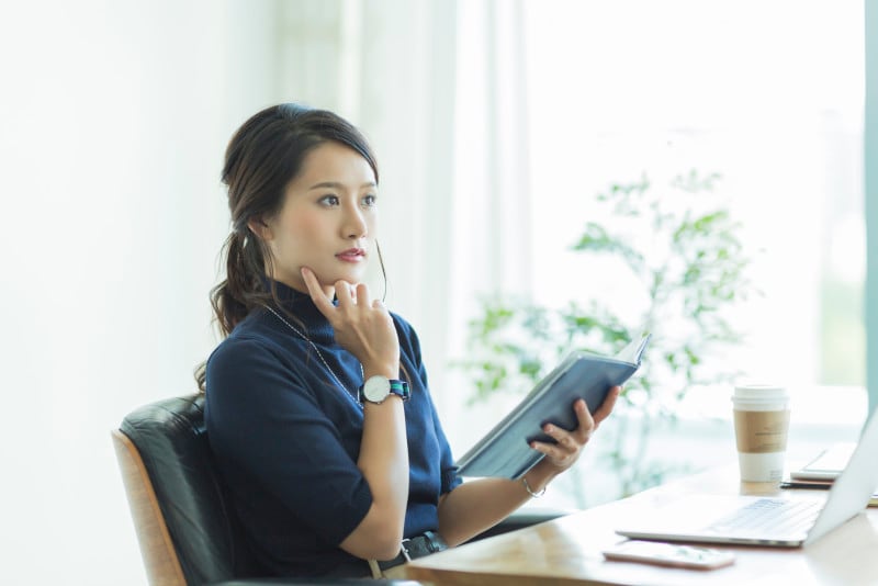 上司への結婚報告