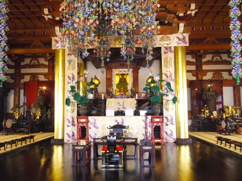 御影堂の内陣