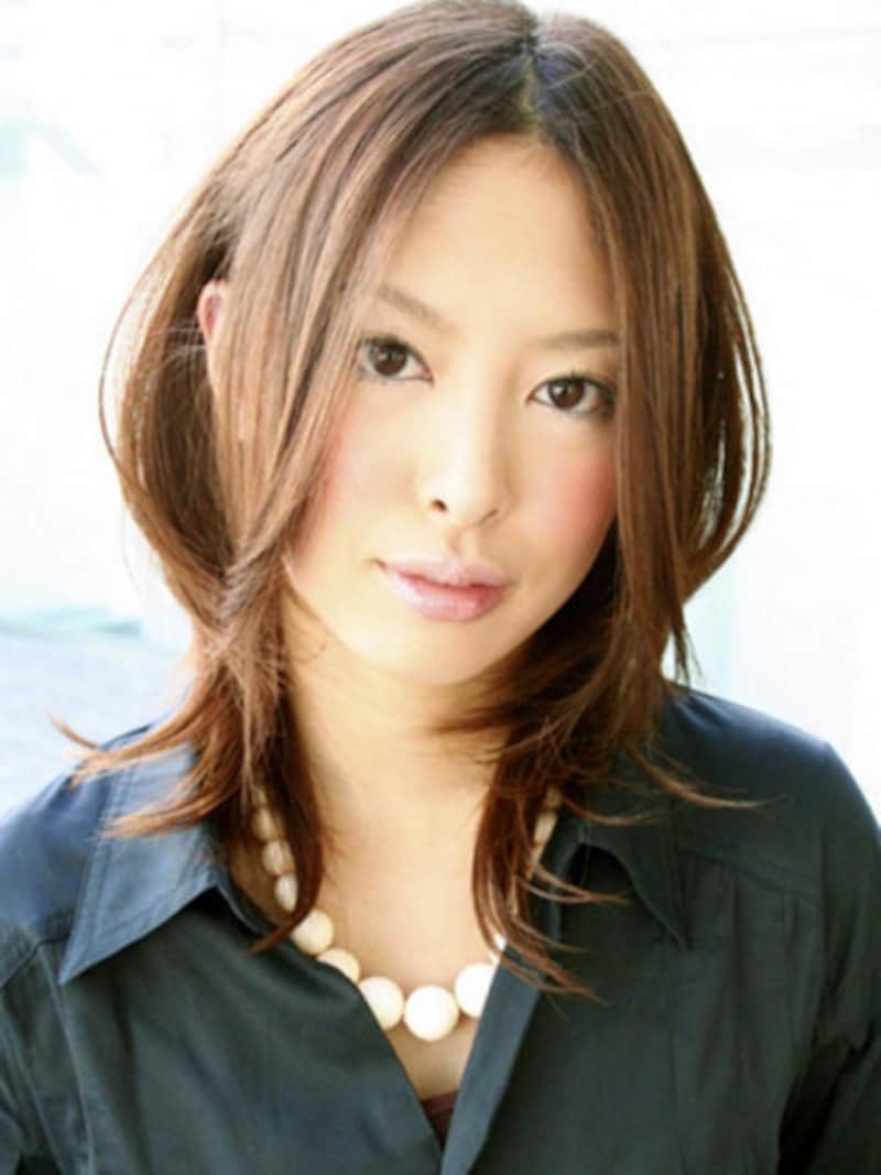 レイヤー×ミディアムヘア