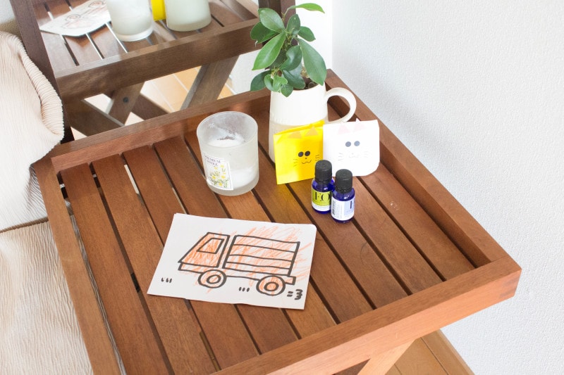 ミニマリストが部屋を快適に保つための方法：子供の作品で季節感を感じるのも楽しいこと