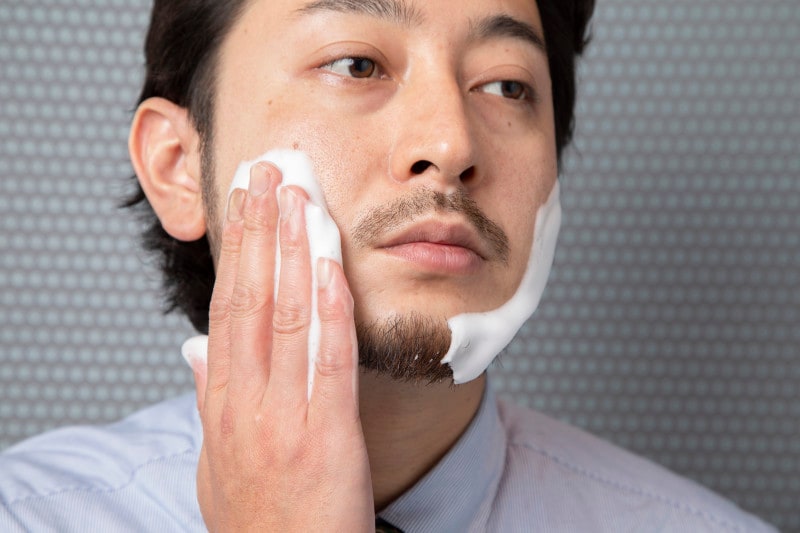 髭,整え方,手入れ,バリカン,メンズ,ヒゲ,カット,スタイル,濃い,口ひげ,あごひげ,おしゃれ,道具,整える,形,かっこいい