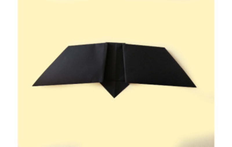 ハロウィン折り紙｜コウモリの折り紙 折り方5