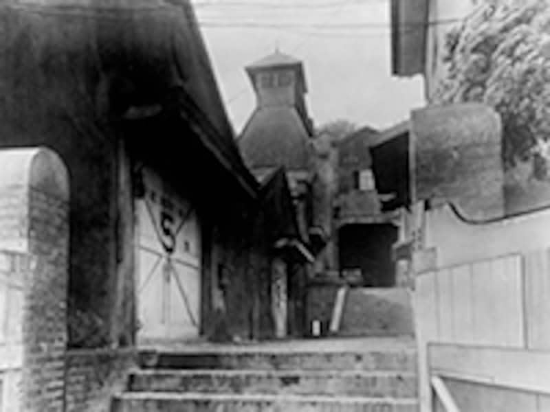 創業当初の山崎蒸溜所