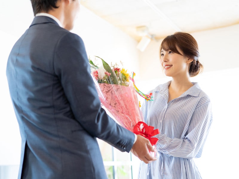 結婚記念日の数え方、祝い方、プレゼント