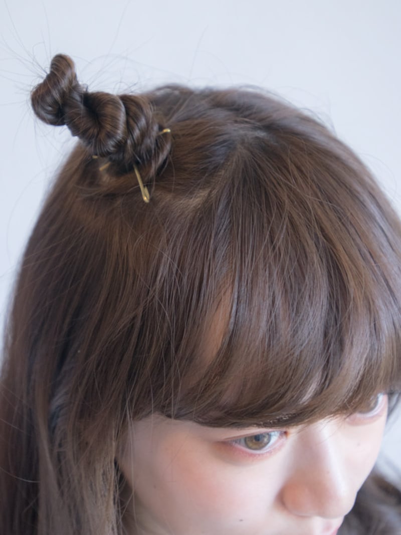 ばってんになるようにアメピンをうつと可愛いうえに崩れにくくなる