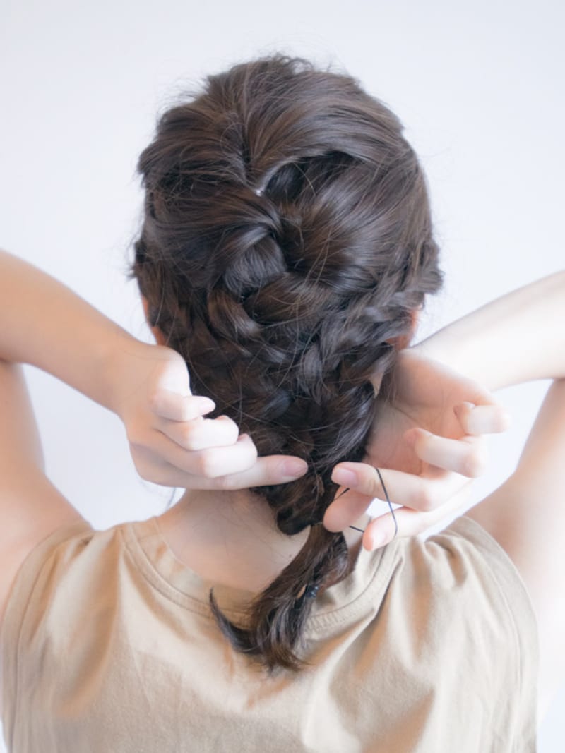 キツめに結んでおくと崩れにくい