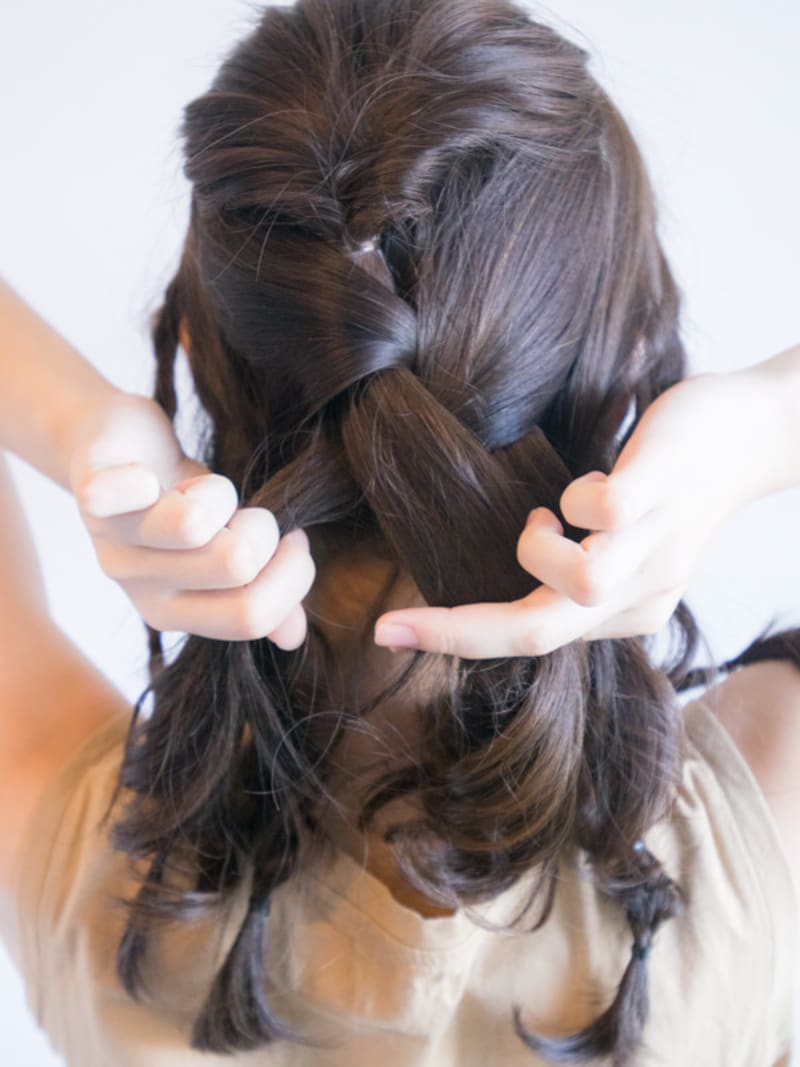 キツめに編んでおくと崩れにくくなる