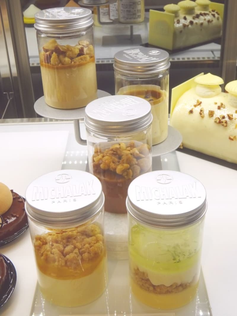 「ミシャラク 表参道」の“モバイルスイーツ”「コスミック」各種