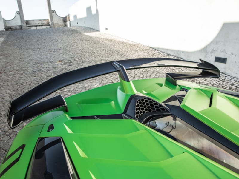 ランボルギーニ アヴェンタドールSVJ