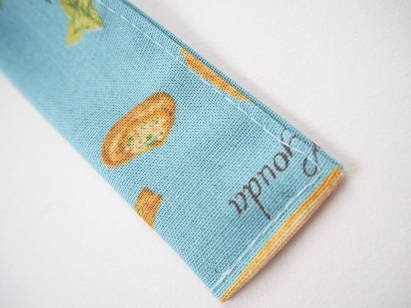 型紙不要！簡単手作り子供エプロンの肩紐