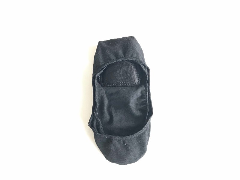 左右のカバーソックスをを1つに重ね入れる