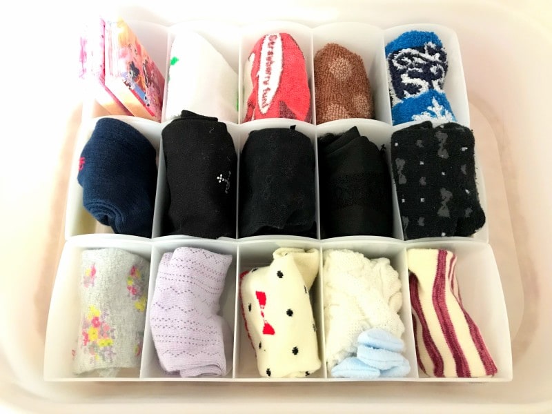 子どもの靴下、ハンカチの収納に