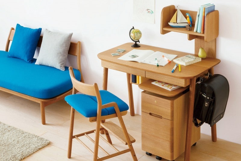 飛騨産業「cobrina」(コブリナ)の学習机・勉強机