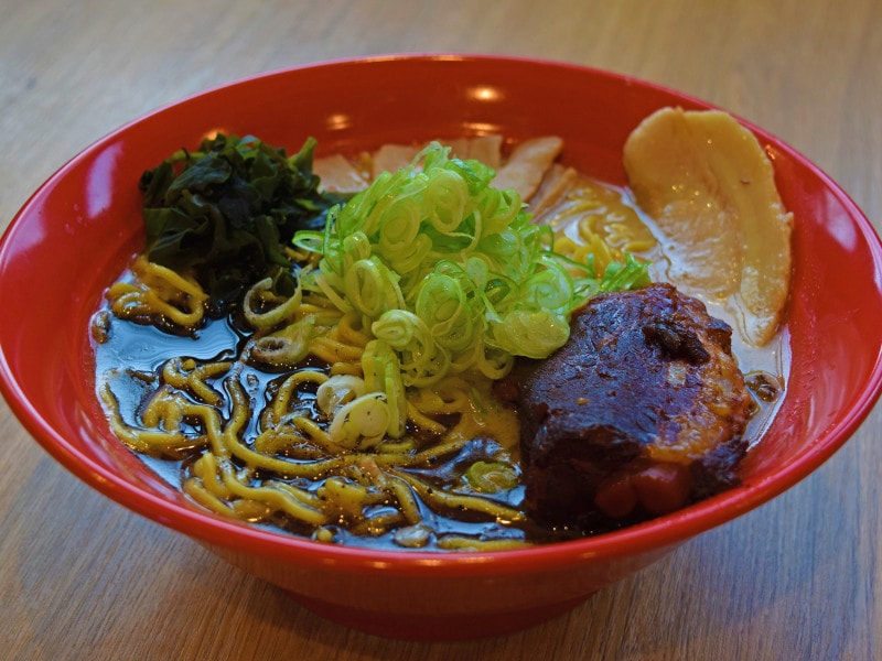 東京ラーメンショー2018　第2幕ｰ5　北海道：札幌麺や虎鉄　濃厚甘海老スープの札幌味噌らーめん　～焦がし海老マー油ver～