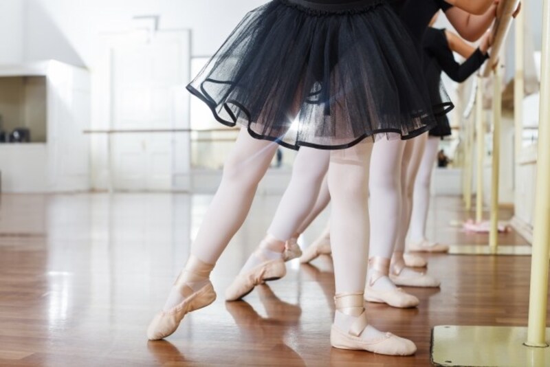スポーツ系習い事教室でもバレエのレッスンを受けられる