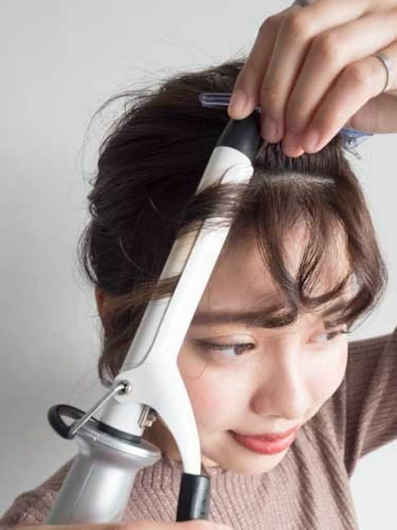 くるくるウェーブバングの巻き方