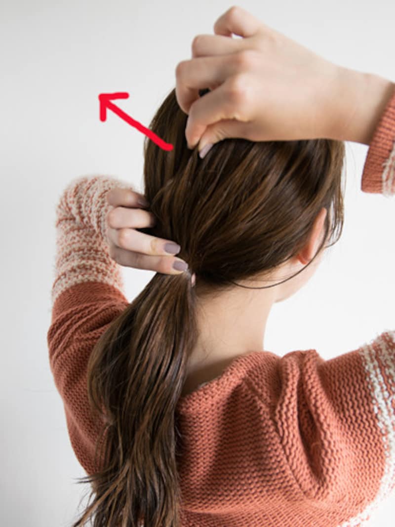 指先でつまんで引き出す