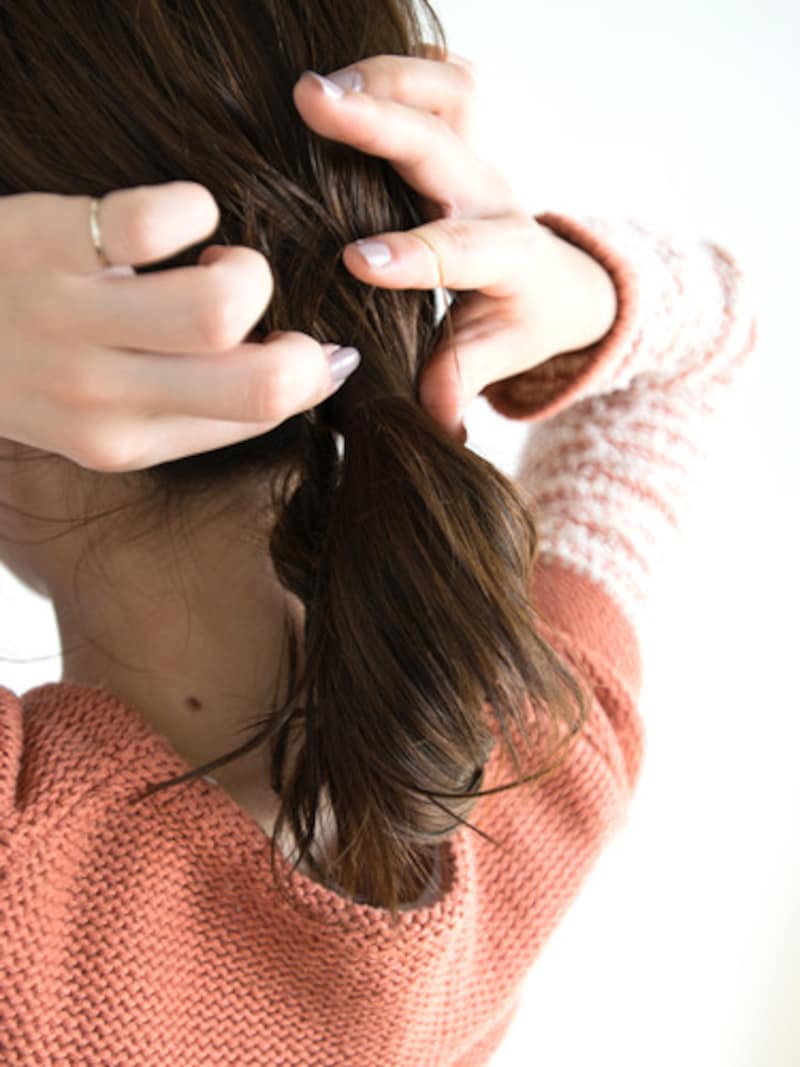 先ほどのシリコンゴムに入れ込む