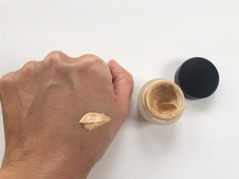 メディア,クリームファンデーション