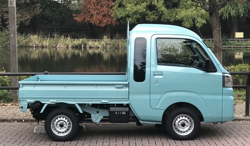 スバル『SAMBAR（サンバー）』