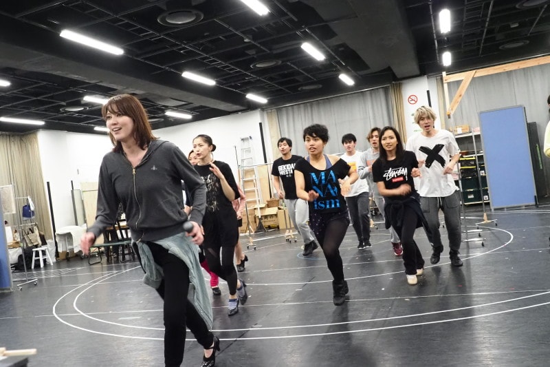 『オン・ユア・フィート！』稽古より。写真提供：東宝演劇部