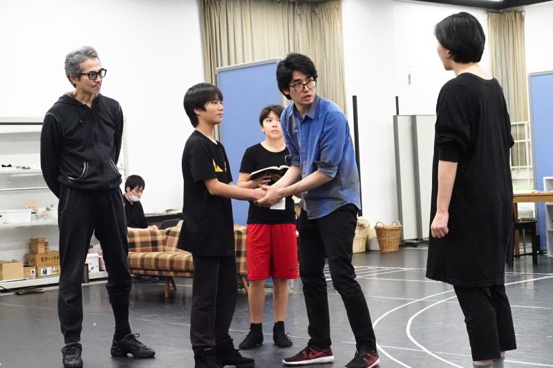 『オン・ユア・フィート！』稽古より。写真提供：東宝演劇部