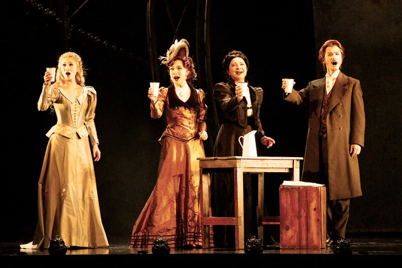 『ラブ・ネバー・ダイ』写真提供：ホリプロ