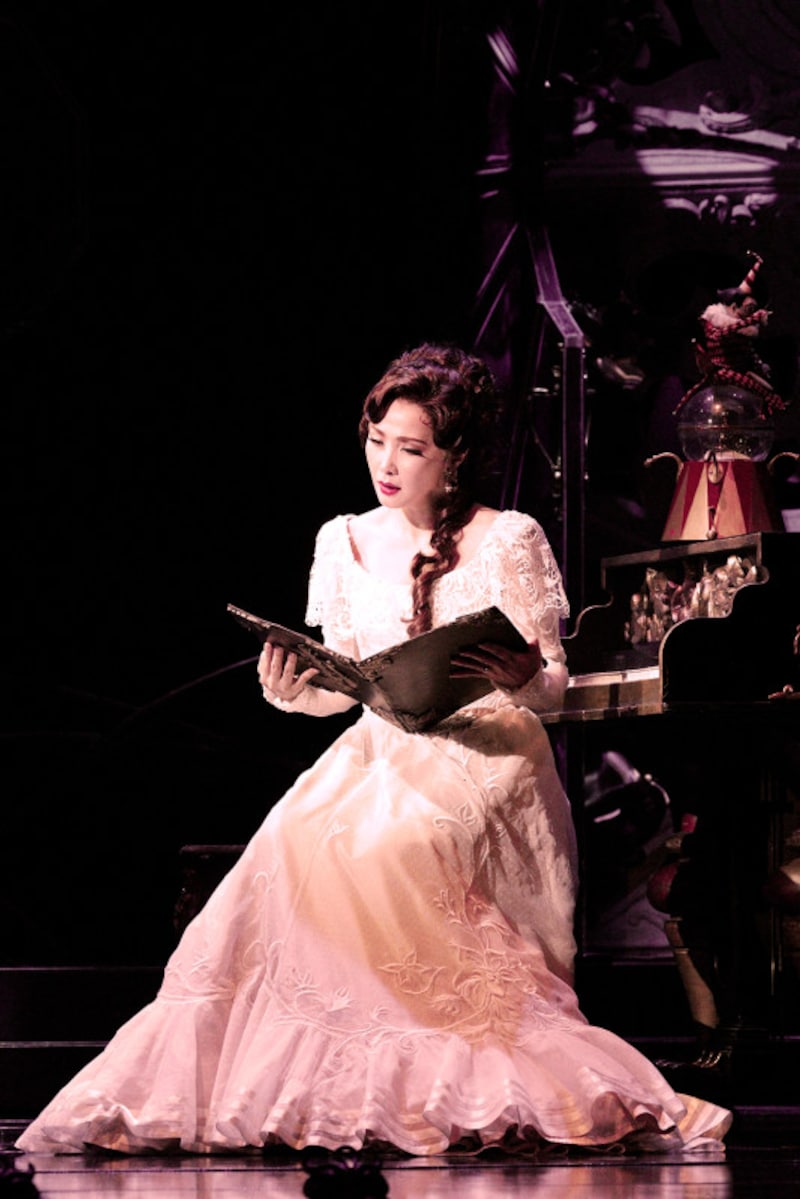 『ラブ・ネバー・ダイ』写真提供：ホリプロ