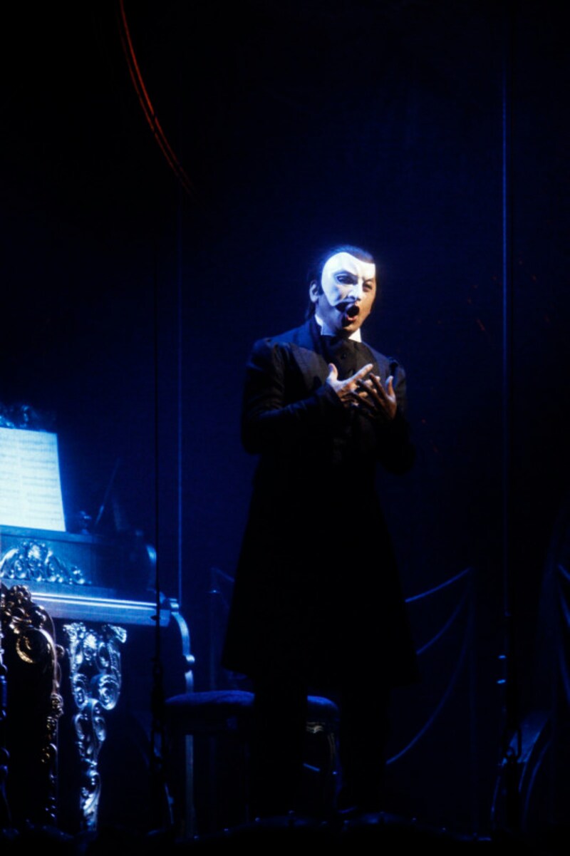 『ラブ・ネバー・ダイ』写真提供：ホリプロ