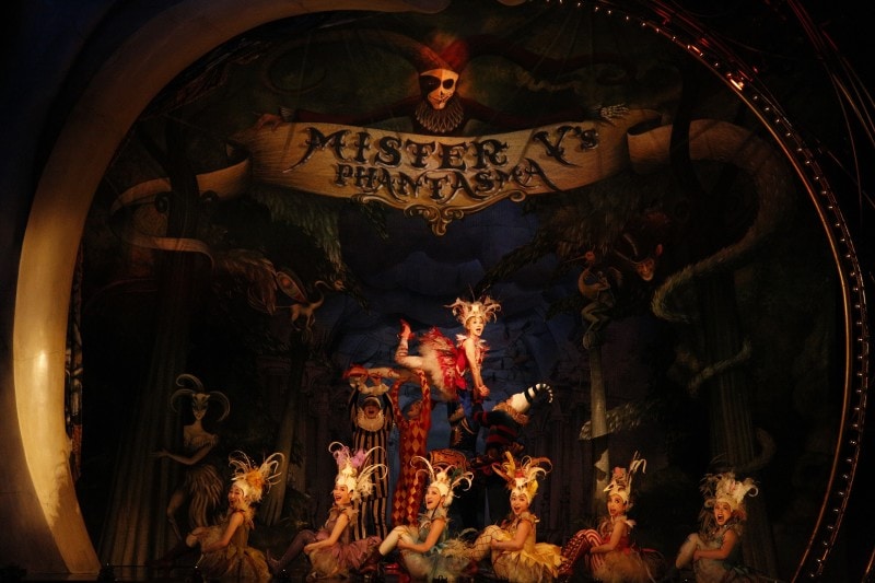 『ラブ・ネバー・ダイ』写真提供：ホリプロ