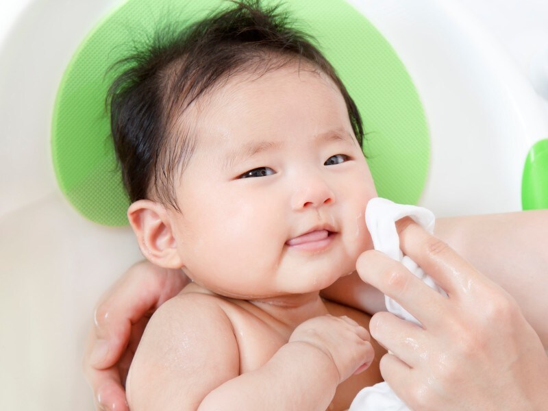 小さい子どもとをお風呂に入れるのは一苦労!