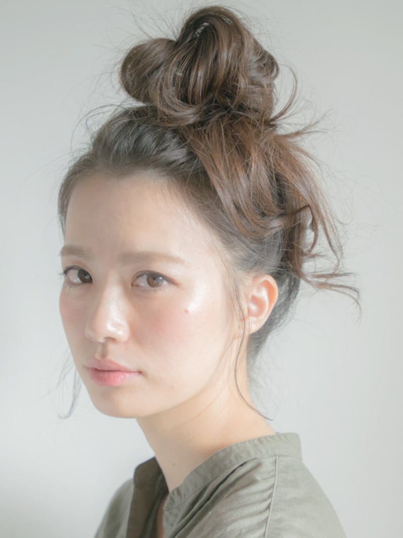 トップの印象を強くすることで小顔に