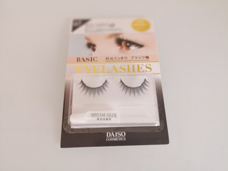 ダイソーのおすすめグッズ19：つけまつげ