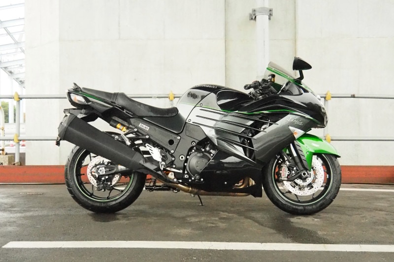 ZX14Rサイドビュー